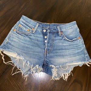 Levi’s shorts